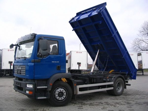 MAN TGM 18.240 2.jpg
